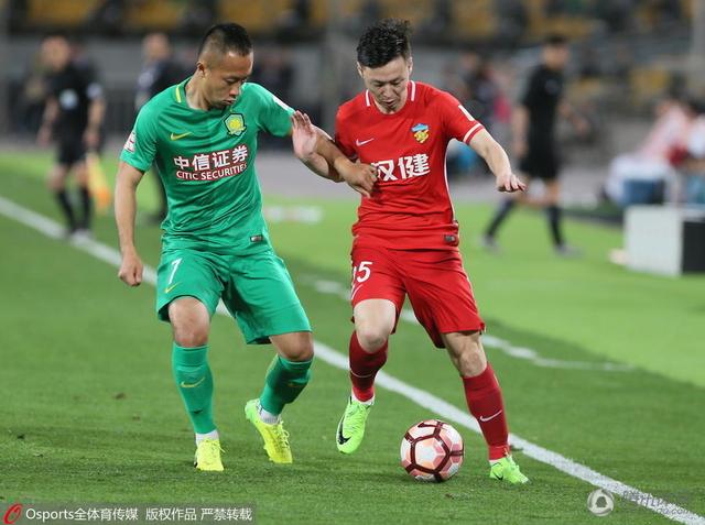 虽然首回合战成1-1平，但巴萨在第二回合以4-2击败那不勒斯，总比分为5-3。